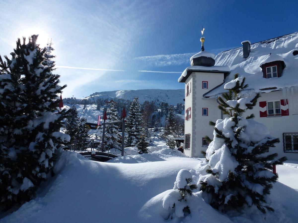 Schlosshotel Seewirt Туррахер-Гее Екстер'єр фото